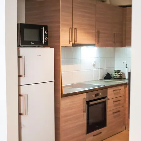 Apartment Your Athenian Hideaway: Cozy In The Center Athens