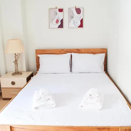 Apartment Your Athenian Hideaway: Cozy In The Center