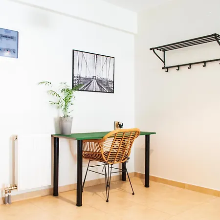 Apartment Your Athenian Hideaway: Cozy In The Center *